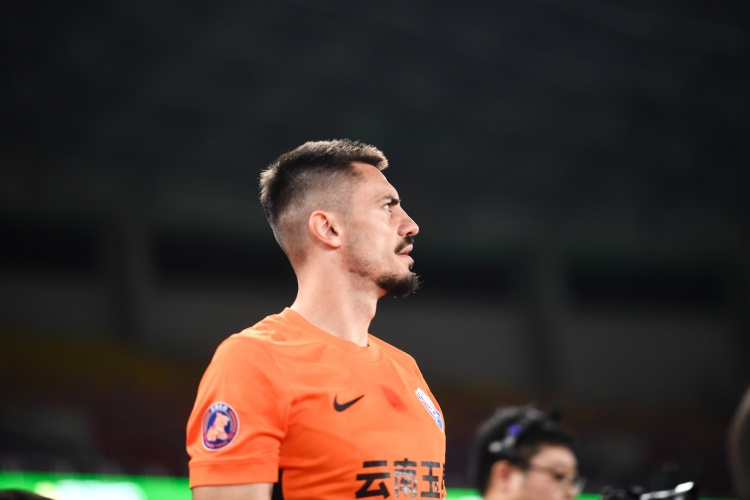 永利yl23411-直播吧：足协下午开听证会评议布尔克红牌，认定是否构成暴力行为