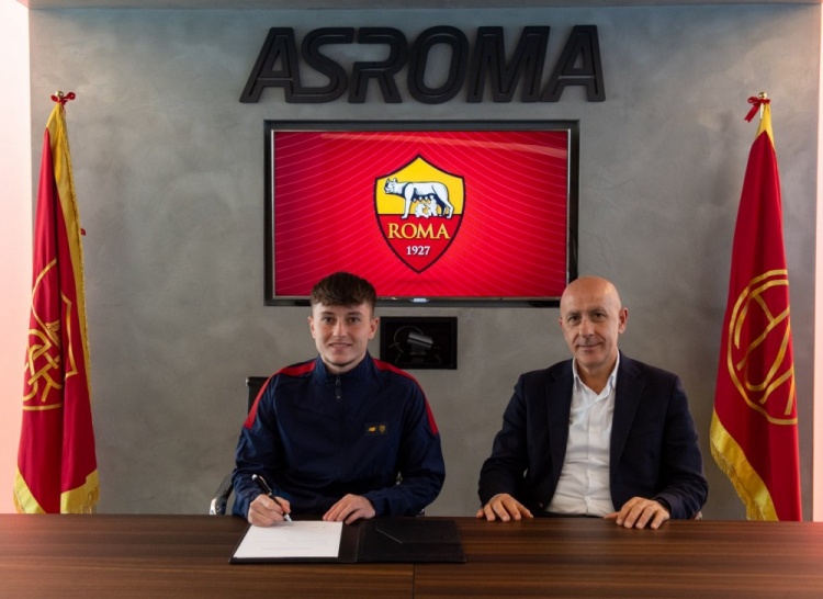 迪马济奥：前罗马青训球员卡萨诺重返欧洲足坛，即将签约卢加诺俱乐部